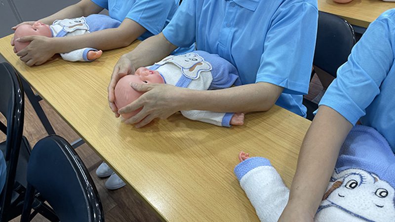 催乳按摩与吸奶器：疼痛感与选择差异解析
